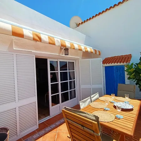 Topfloor Corner Panoramics Views&pools