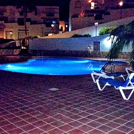 Topfloor Corner Panoramics Views & Pools