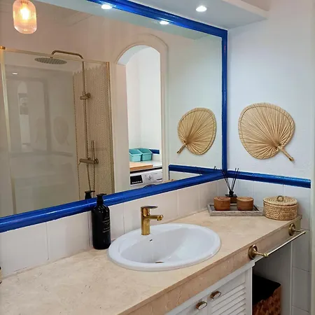 Topfloor Corner Panoramics Views & Pools *