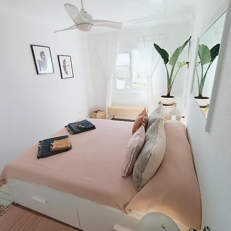 Topfloor Corner Panoramics Views & Pools Appartement