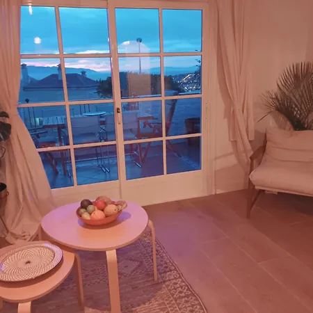 Topfloor Corner Panoramics Views & Pools Appartement *