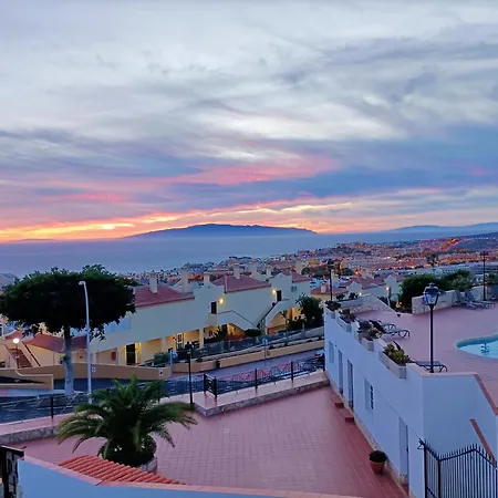 Appartement Topfloor Corner Panoramics Views & Pools *