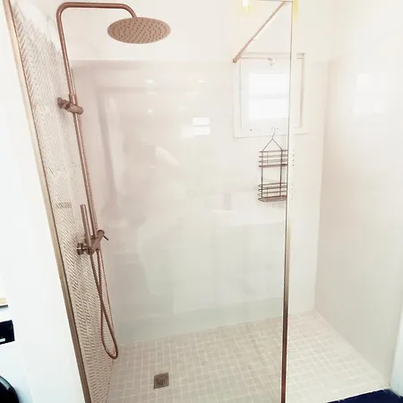 Topfloor Corner Panoramics Views & Pools