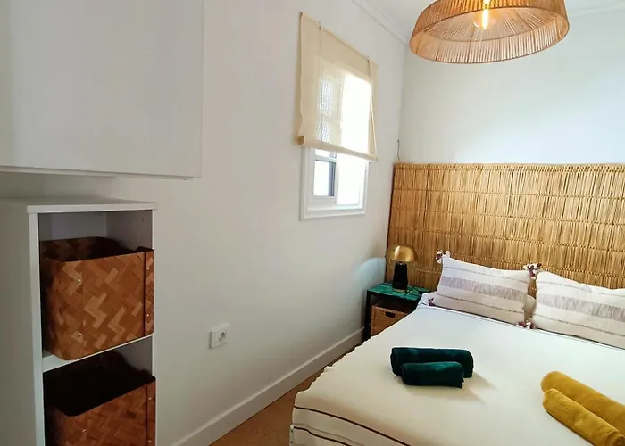 Topfloor Corner Panoramics Views & Pools *