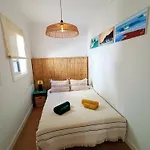 Topfloor Corner Panoramics Views & Pools Apartment *